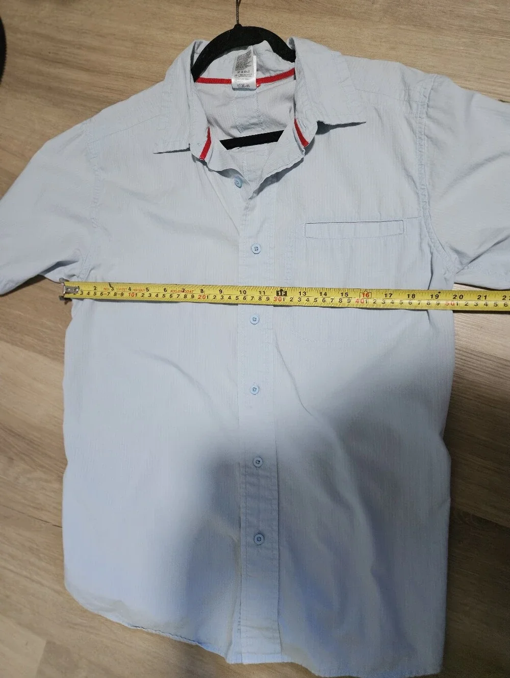 The North Face Men's Medium Light Blue Striped Short Sleeve Button Down Shirt